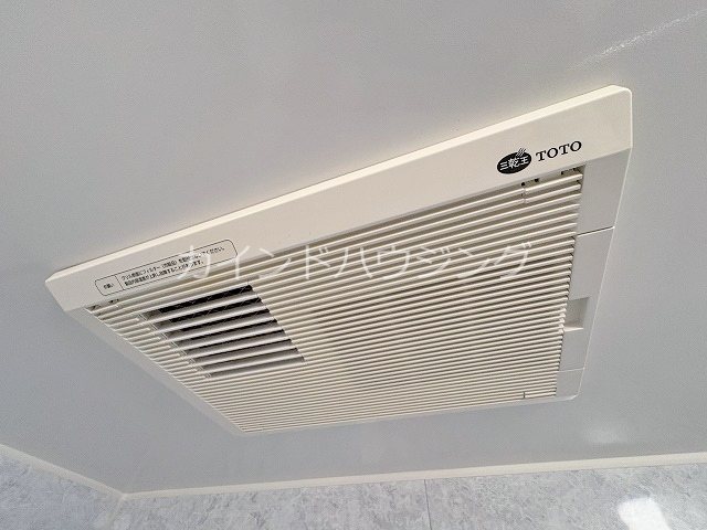 オアシスMARUGEN 浴室乾燥機
