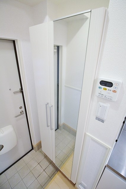 ベルクレスト ミラー付きシューズボックス