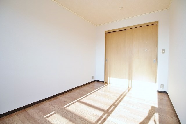 ハッピーホーム ベッドルーム