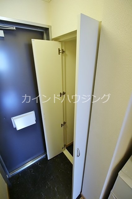 大阪府阪南市舞１丁目 玄関収納