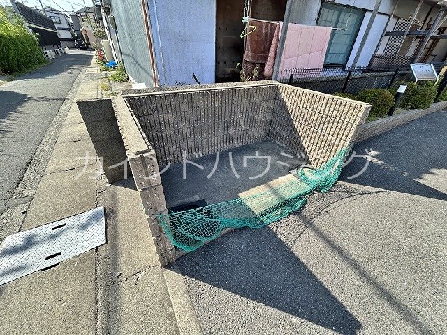 エス・スカイ 専用ごみ置き場
