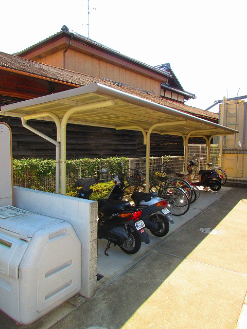 レオパレスＭＫ 駐輪場
