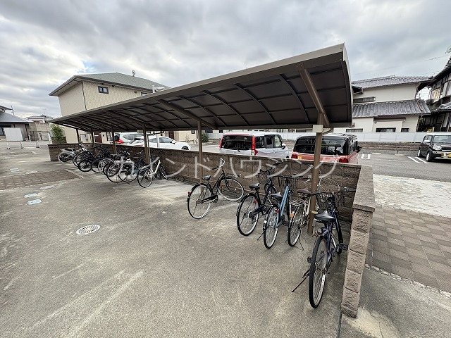 クレアＡ棟 駐輪場