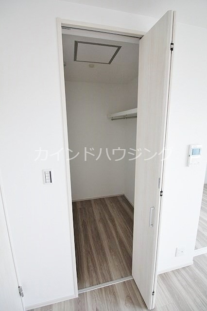 アドマス鶴原D棟  ウォークインクローゼット