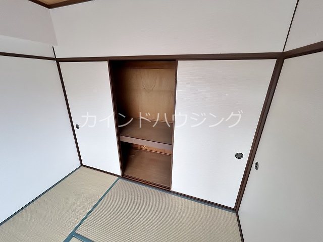ハイツマルニシ 収納