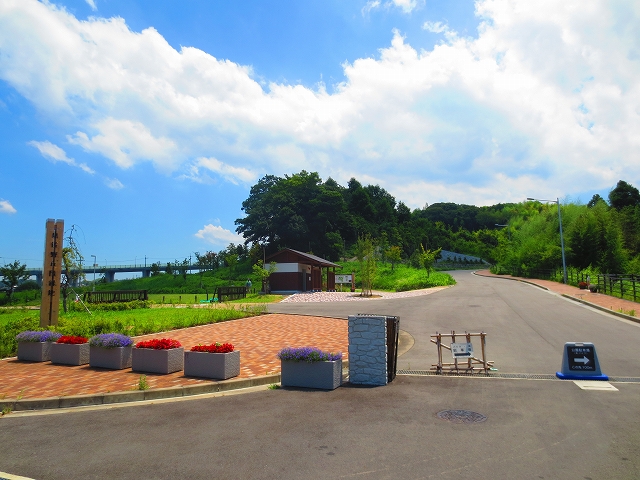 オアシスMARUGEN 大阪府営泉佐野丘陵緑地