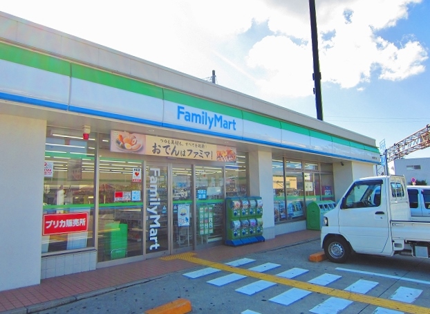 レオパレスＷＡＶＥ ﾌｧﾐﾘｰﾏｰﾄ 小浦貝塚加神店