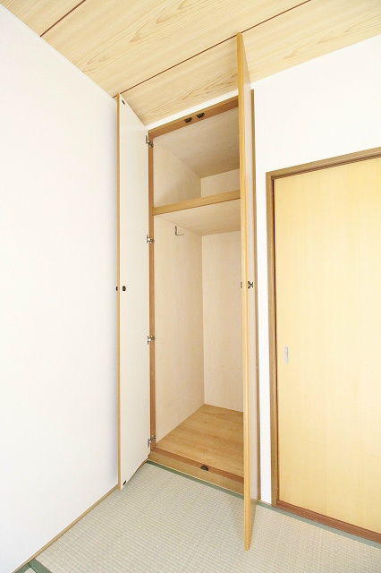 平和マンション 収納