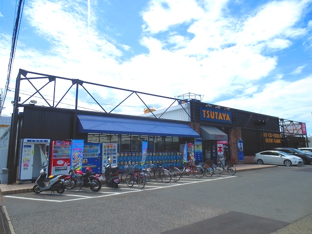 アソシエ高松東 TSUTAYA 泉佐野店