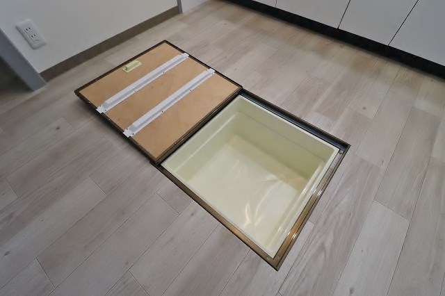 パレスさくらB 収納