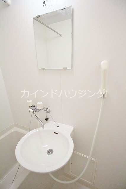 レオパレスひまわり 洗面所