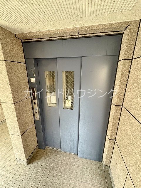 サンフローラ エレベーター
