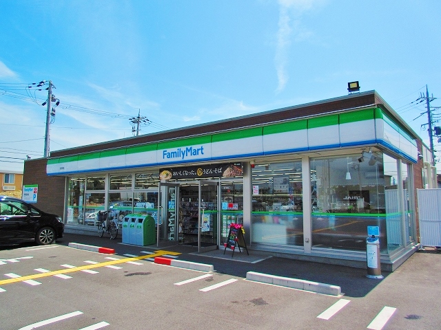 エバーヒルズS棟N棟 ﾌｧﾐﾘｰﾏｰﾄ 貝塚澤店