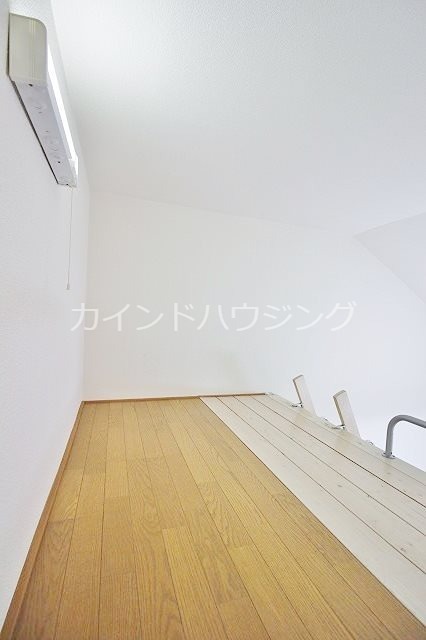 レオパレスＷＡＶＥ ロフト