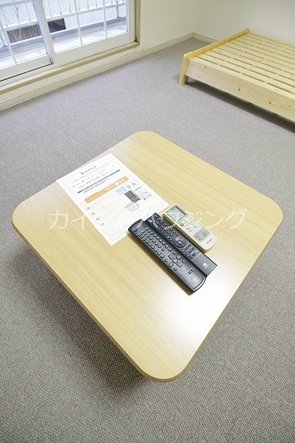 レオパレス上之郷 ミニデスク