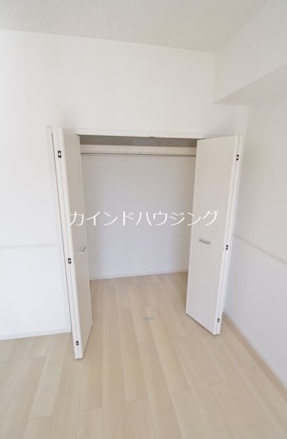エテルノ泉南馬場 クローゼット