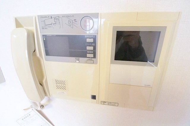 サンロワール和泉砂川 ＴＶモニター付きインターホン