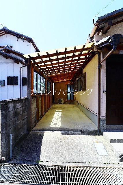 大阪府阪南市和泉鳥取890-7 駐車場