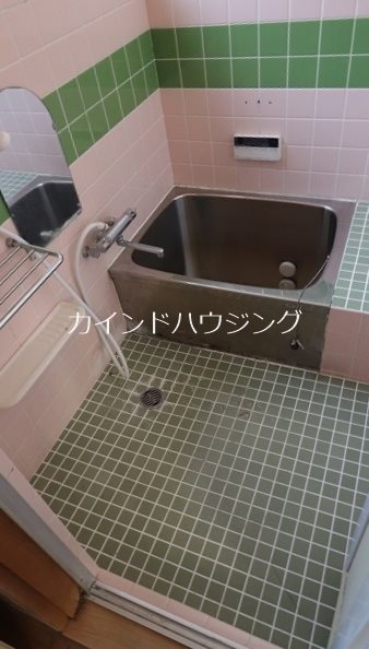 大阪府阪南市和泉鳥取890-7 バス・シャワールーム