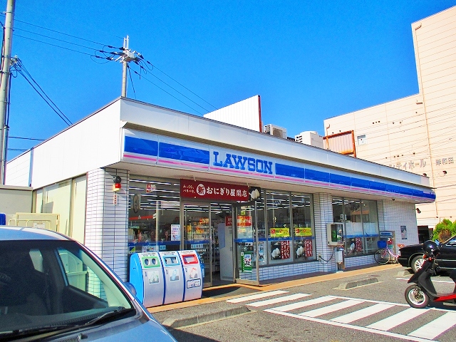 グランシャンブル ﾛｰｿﾝ 岸和田小松里店