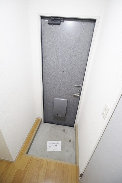 グランソレイユA・B・C棟 玄関