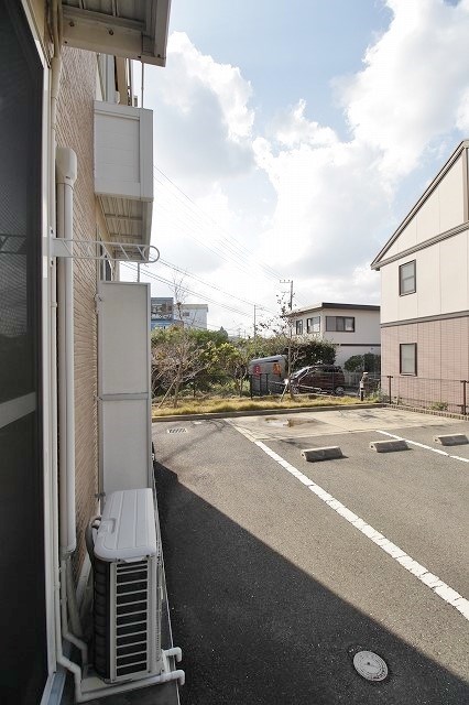 レオパレスひまわり ベランダ