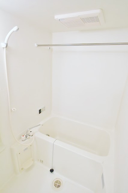 サンフローラ 浴室乾燥機付き