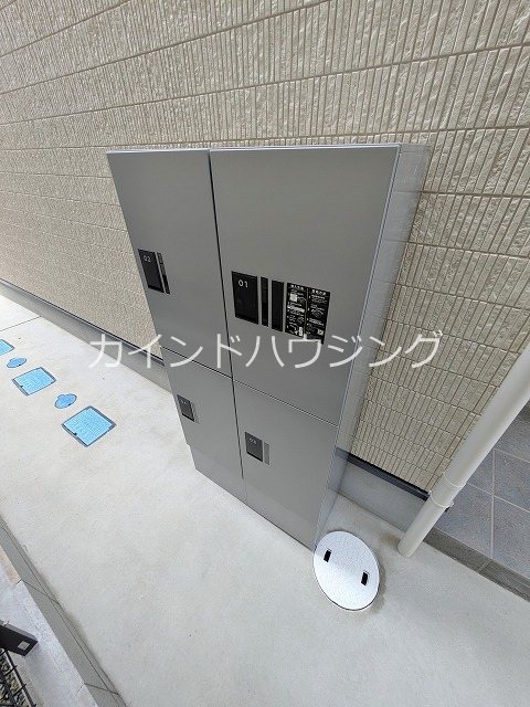 ALEGRIA泉佐野Ⅲ 宅配ボックス