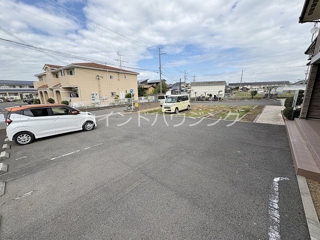 ジョリーパートナー 駐車場