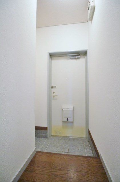 パレスさくらA 玄関