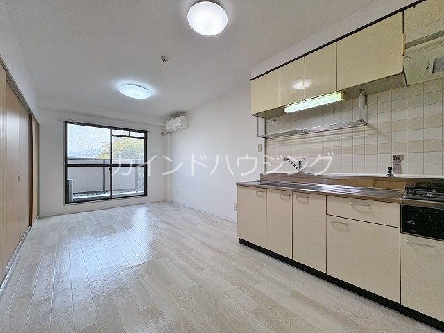 新川第２マンション リビング