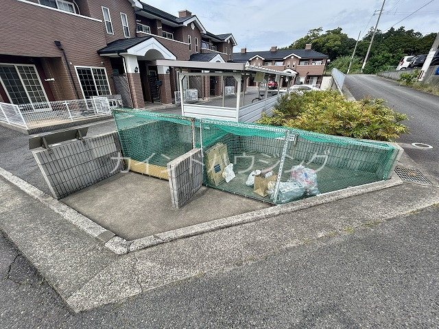 コウジィコート　Ⅰ・Ⅱ番館 専用ごみ置き場