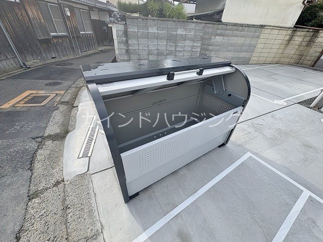 AVANTIO　HONMACHI 専用ごみ置き場