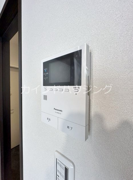 朝の春風とふんわりしっぽ TVモニターホン