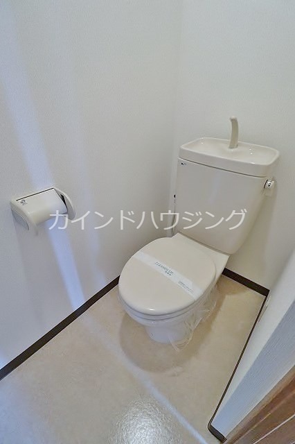 アンシャンテ・シェソワ トイレ