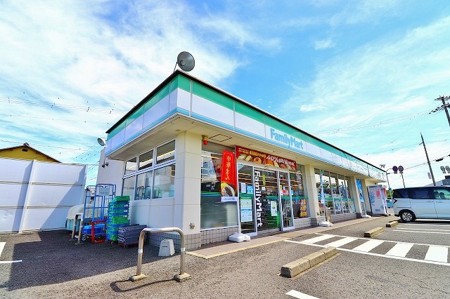アンシャンテ・シェソワ ﾌｧﾐﾘｰﾏｰﾄ 岸和田土生東店