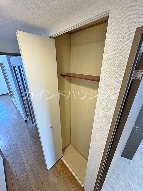WESTヒルズ関空Ⅰ 収納