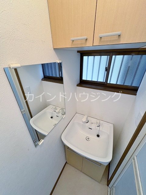 鳥取16-4貸家 洗面所