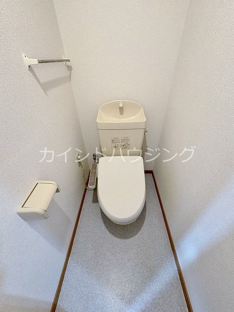 サンフローラ 温水洗浄便座