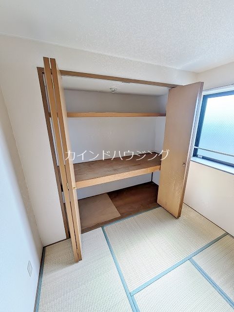 ハイネスアカデミー  収納