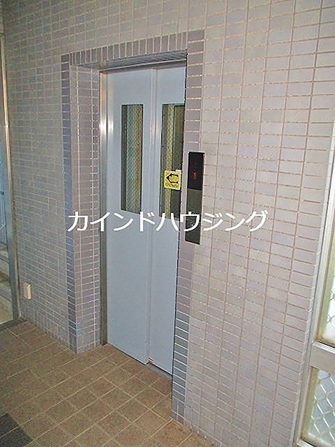 ハイデ上町 エレベーター