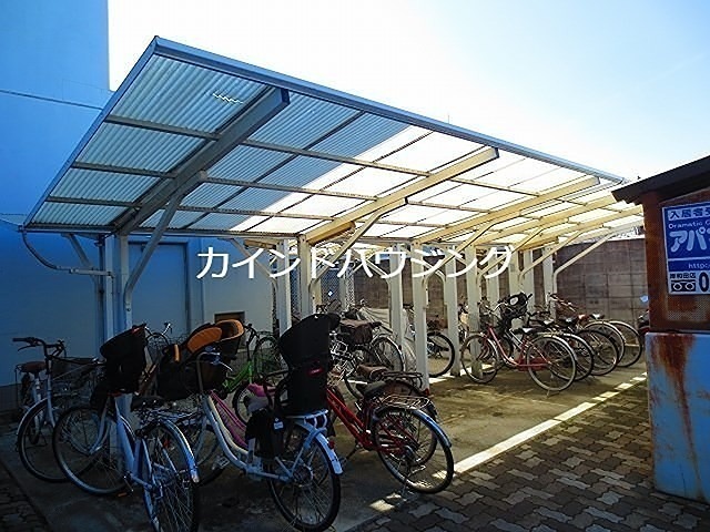 ハイデ上町 駐輪場