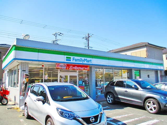 ハイデ上町 ﾌｧﾐﾘｰﾏｰﾄ 岸和田上町店