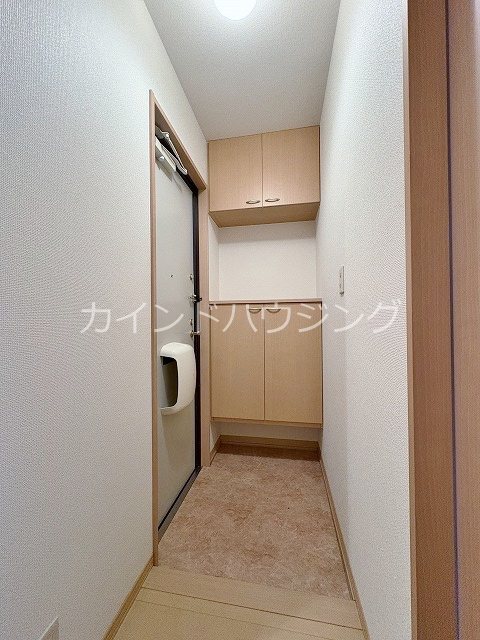 オアシスMARUGEN 玄関