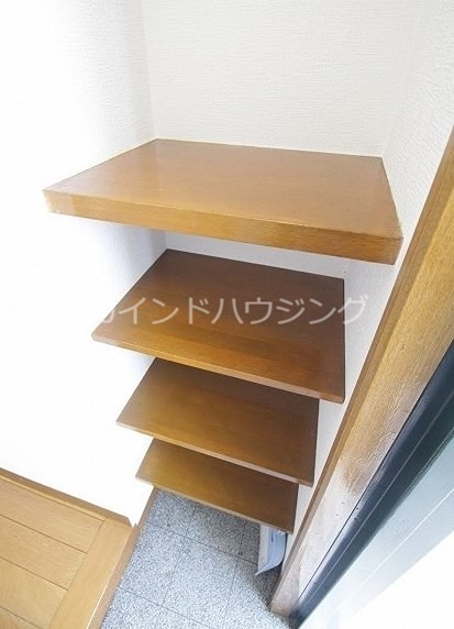 ケセラセラ   靴棚