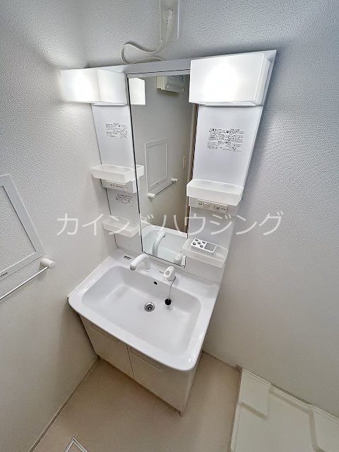 ノイハウスA シャンプードレッサー
