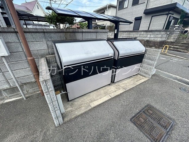 ノイハウスA 専用ごみ置き場