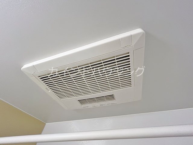ノイハウスA 浴室乾燥機