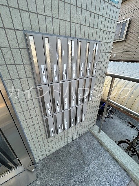 ロンシャン メールボックス