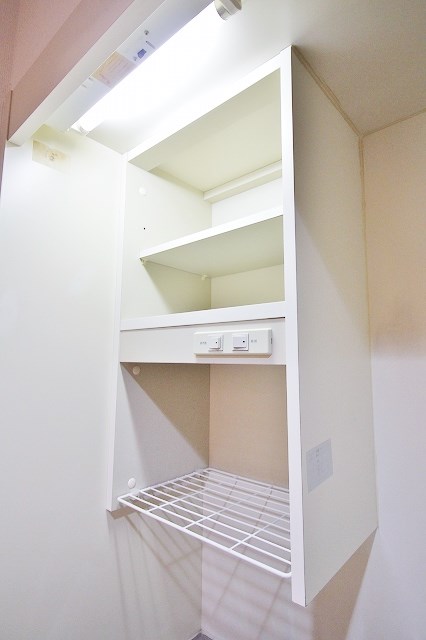クレインコート二色浜 収納